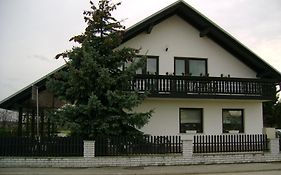 Guest Accomodation Škerlak